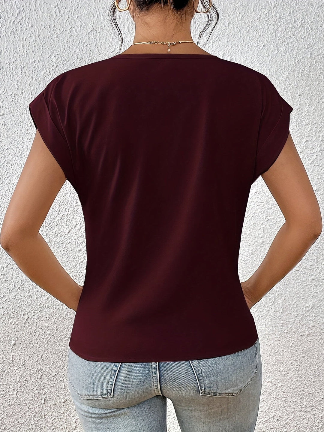 Kay | Women's Knotted V-Neck Top