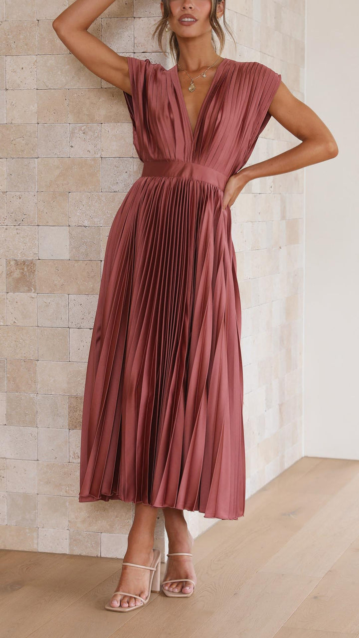 Matilda | Women's Pleated Maxi Dress