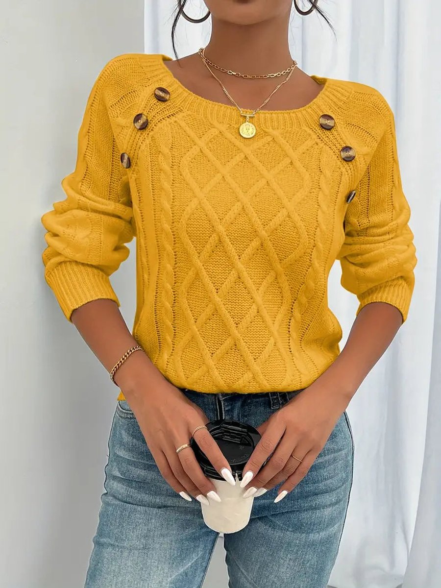Eilidh | Women's Cable Knit Crew Neck Jumper