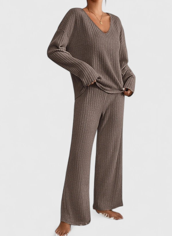Oona | Women's Ribbed Knit V-Neck Top and Wide-Leg Loungewear Set
