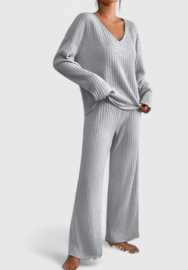 Oona | Women's Ribbed Knit V-Neck Top and Wide-Leg Loungewear Set